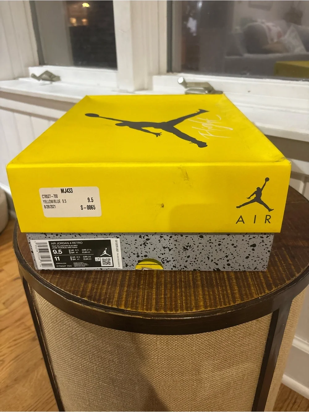 Nike Air Jordan Retro 4 PS Size 9.5 Lightning Yellow